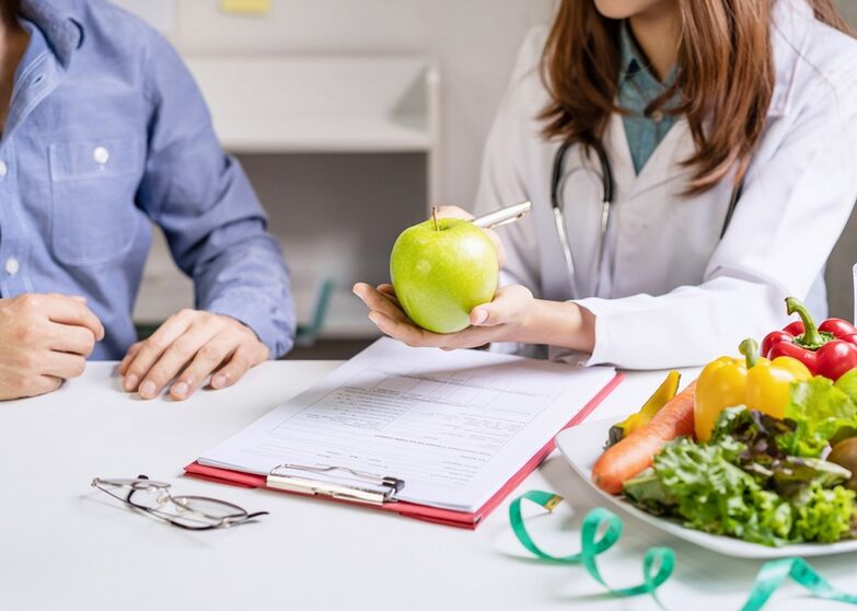 Pisua galtzen hasi aurretik, nutrizionista bat kontsultatu behar duzu